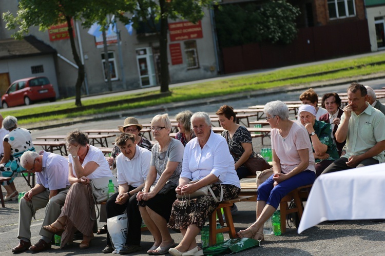 W oczekiwaniu na koronację