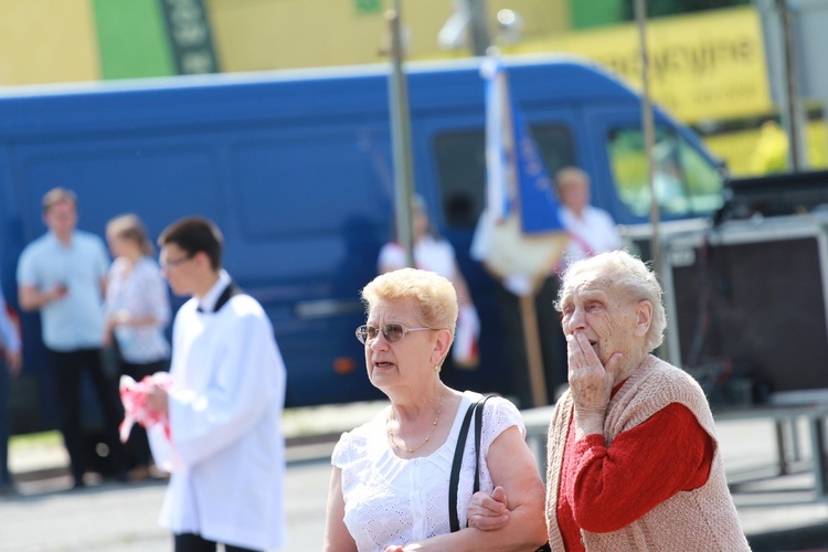 W oczekiwaniu na koronację