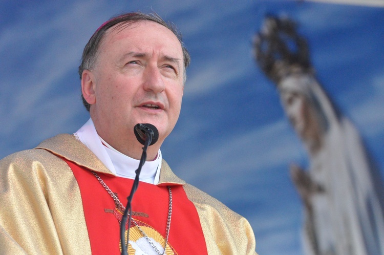 Bp Jeż wita pielgrzymów