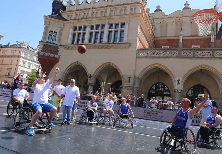 Sport na Dniach Integracji "Zwyciężać Mimo Wszystko"