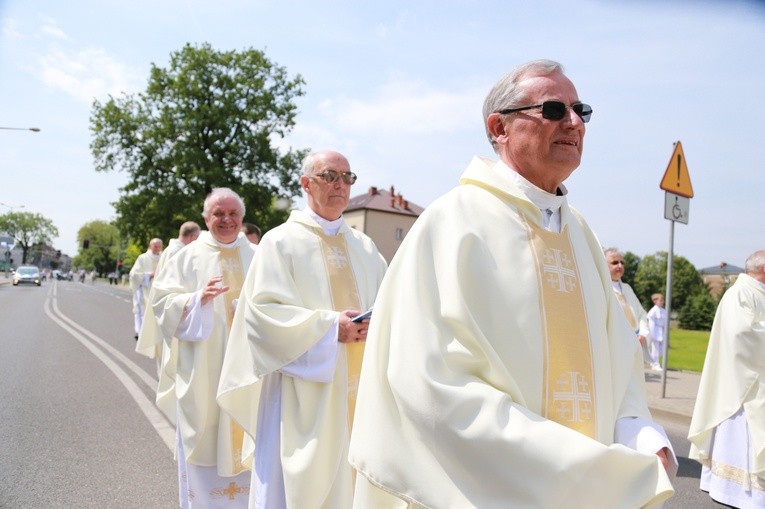 Procesja do ołtarza - Msza św. koronacyjna