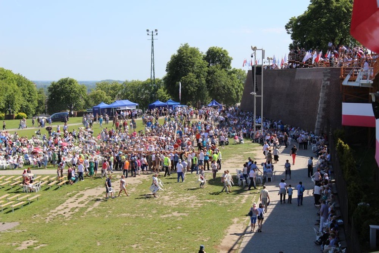 29. Spotkanie AA w Częstochowie - pielgrzymka z diecezji świdnickiej