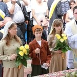 Zakończenie Mszy św. i procesja do sanktuarium