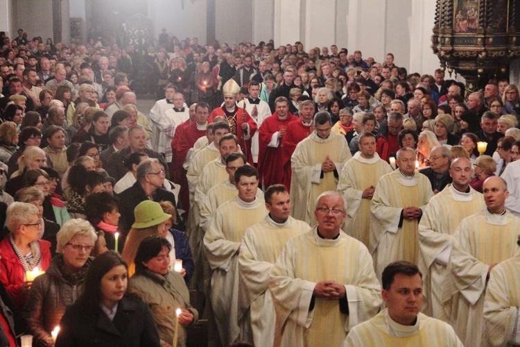 Eucharystia w noc Zesłania Ducha Świętego