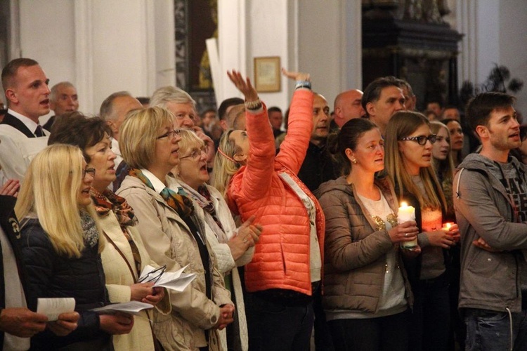 Eucharystia w noc Zesłania Ducha Świętego