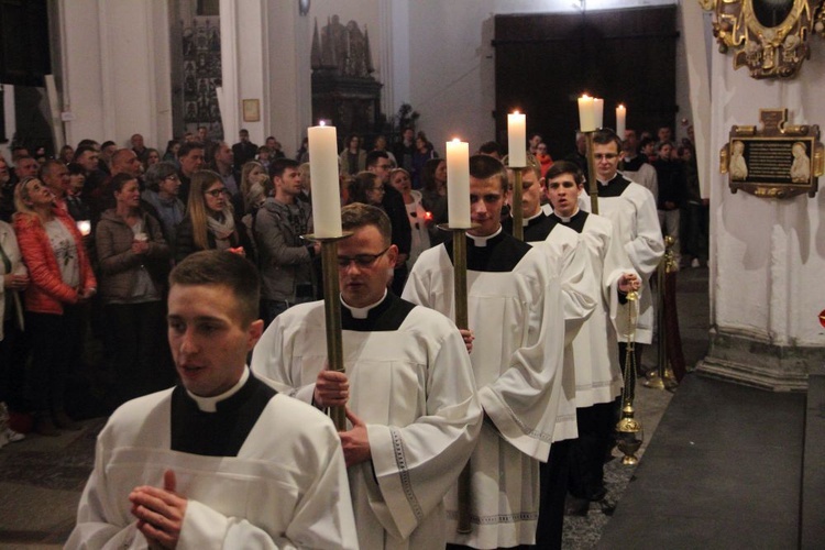 Eucharystia w noc Zesłania Ducha Świętego