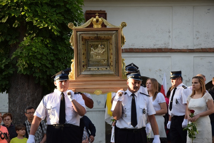 Obchody 250. rocznicy koronacji cudownego obrazu Matki Bożej w Miedniewicach