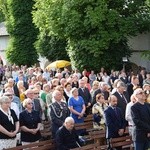 Obchody 250. rocznicy koronacji cudownego obrazu Matki Bożej w Miedniewicach