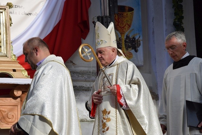 Obchody 250. rocznicy koronacji cudownego obrazu Matki Bożej w Miedniewicach