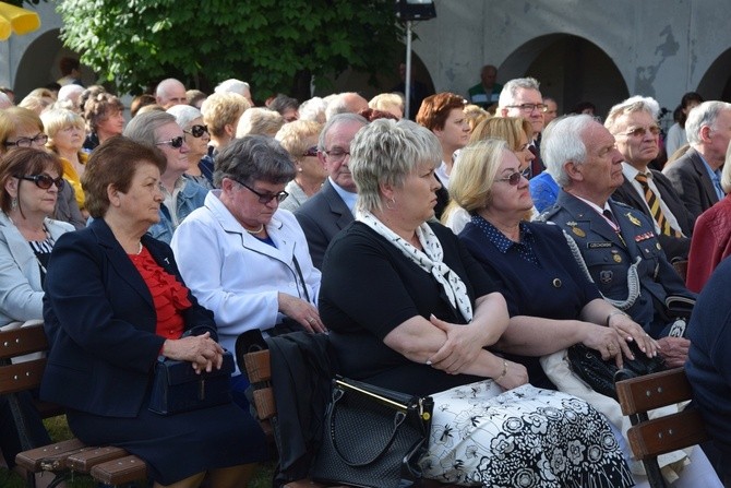 Obchody 250. rocznicy koronacji cudownego obrazu Matki Bożej w Miedniewicach