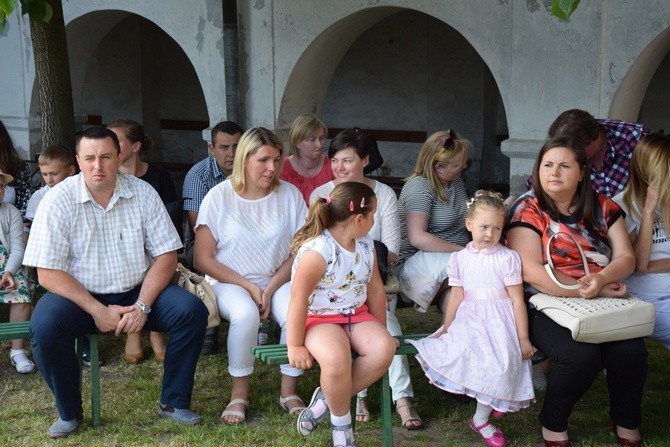 Obchody 250. rocznicy koronacji cudownego obrazu Matki Bożej w Miedniewicach