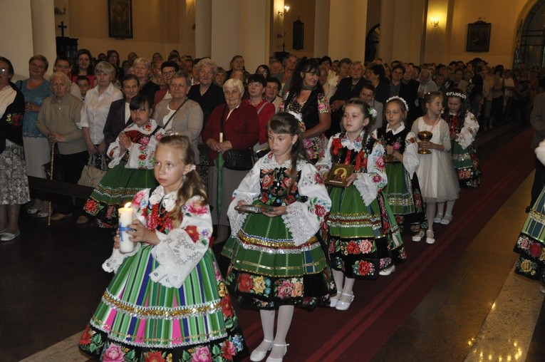 Powitanie ikony MB Częstochowskiej w Domaniewicach