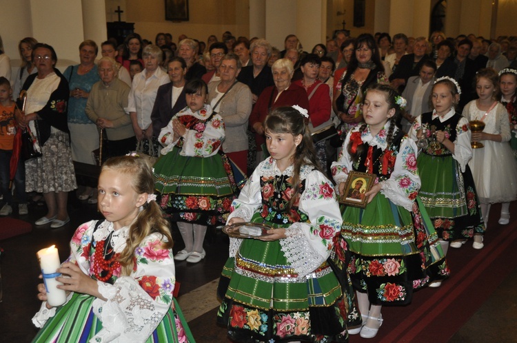 Powitanie ikony MB Częstochowskiej w Domaniewicach