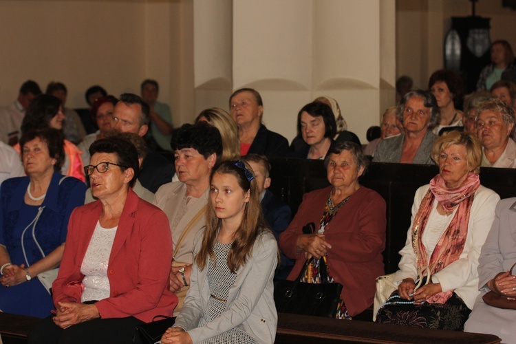 Powitanie ikony MB Częstochowskiej w Domaniewicach