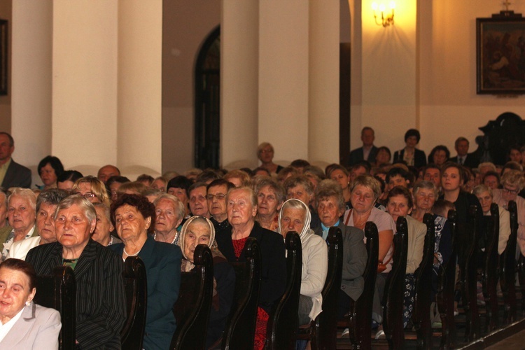 Powitanie ikony MB Częstochowskiej w Domaniewicach