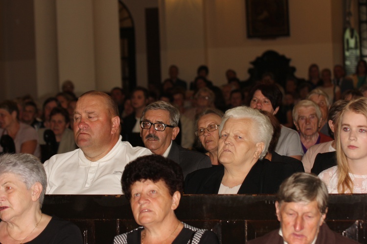 Powitanie ikony MB Częstochowskiej w Domaniewicach