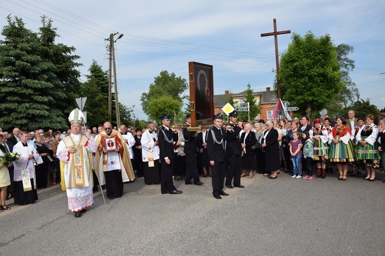 Powitanie ikony MB Częstochowskiej z Złakowie Kościelnym