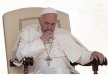 Papież: Módlcie się o pokój