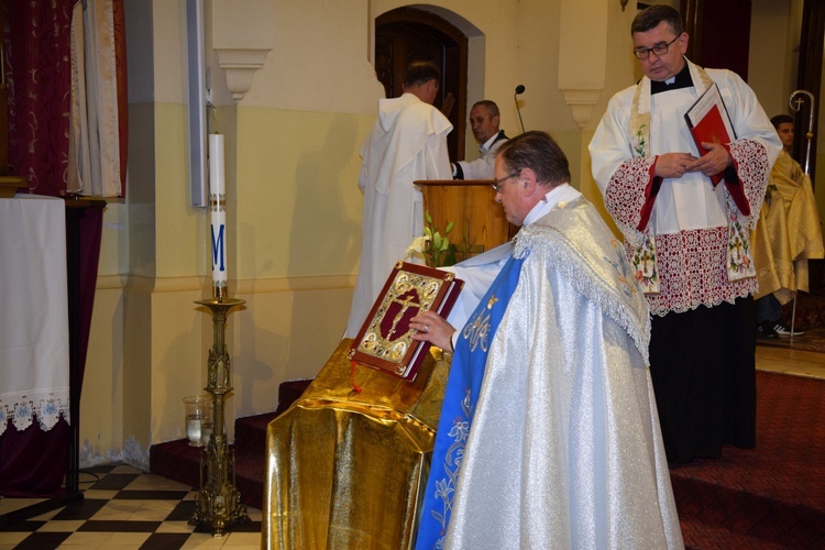 Powitanie ikony MB Częstochowskiej w Zdunach