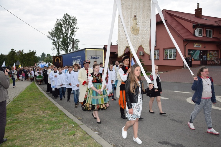 Powitanie ikony MB Częstochowskiej w Zdunach