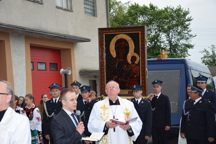 Powitanie ikony MB Częstochowskiej w Zdunach