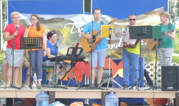 Szkolno-Parafialny Festyn "u Sióstr"