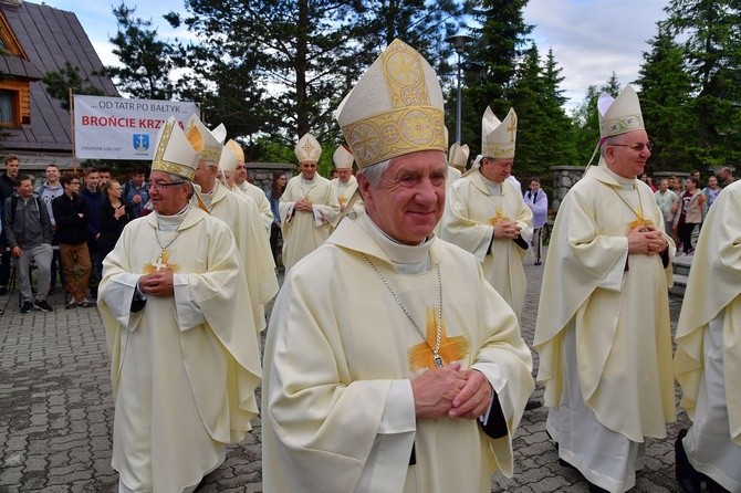 Episkopat Polski w kościele św. Krzyża w Zakopanem