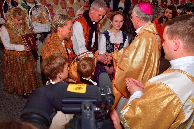 Episkopat Polski w kościele św. Krzyża w Zakopanem