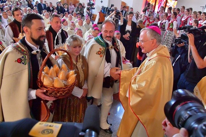 Episkopat Polski w kościele św. Krzyża w Zakopanem