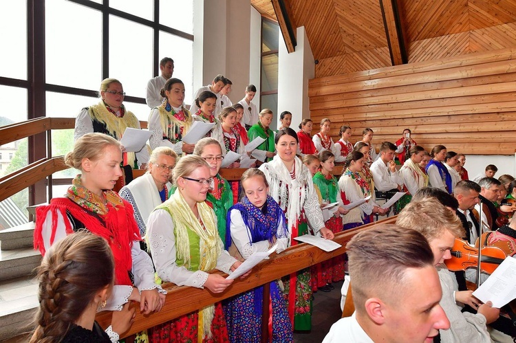 Episkopat Polski w kościele św. Krzyża w Zakopanem