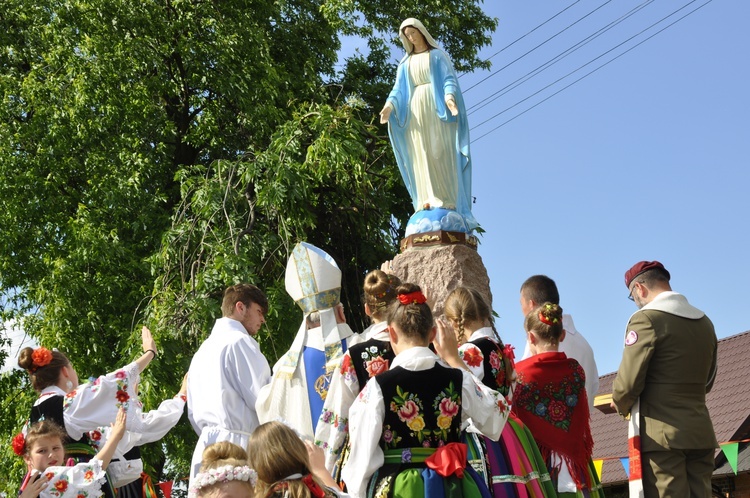 Powitanie ikony MB Częstochowskiej w Bąkowie