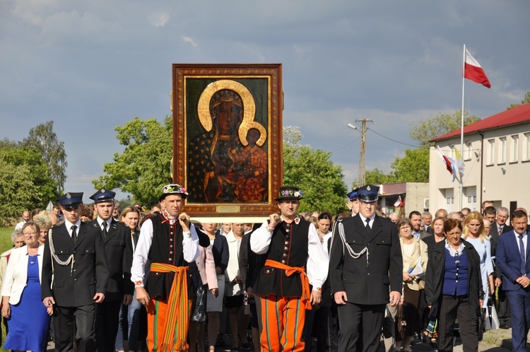 Powitanie ikony MB Częstochowskiej w Bąkowie