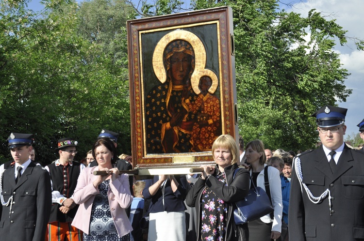 Powitanie ikony MB Częstochowskiej w Bąkowie