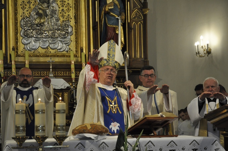 Powitanie ikony MB Częstochowskiej w Bąkowie