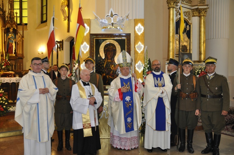 Powitanie ikony MB Częstochowskiej w Bąkowie