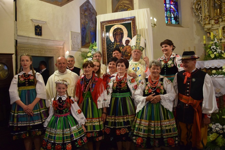 Powitanie ikony MB Częstochowskiej w Chruślinie