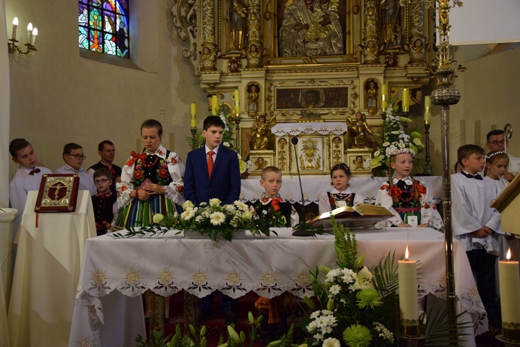 Powitanie ikony MB Częstochowskiej w Chruślinie