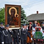 Powitanie ikony MB Częstochowskiej w Chruślinie