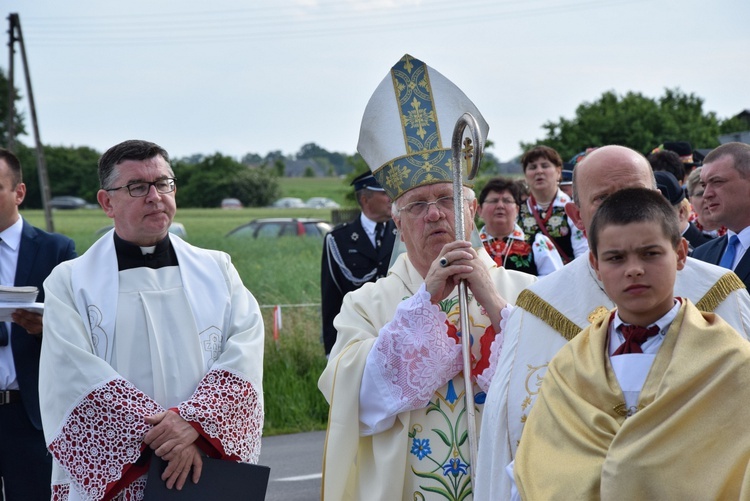 Powitanie ikony MB Częstochowskiej w Chruślinie