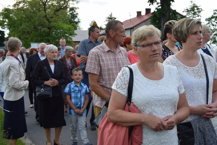 Powitanie ikony MB Częstochowskiej w Chruślinie