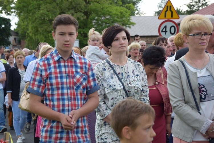 Powitanie ikony MB Częstochowskiej w Chruślinie