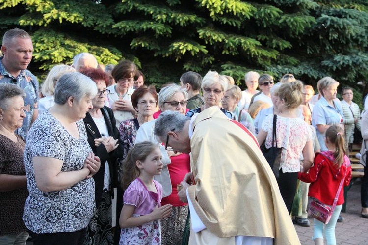 Konsekracja kościoła św. Rodziny na lubelskich Czubach