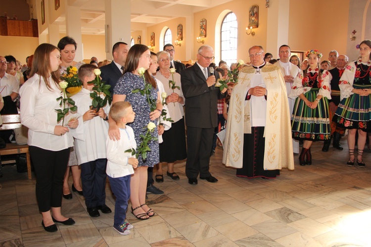 Powitanie ikony MB Częstochowskiej w parafii Chrystusa Dobrego Pasterza w Łowiczu