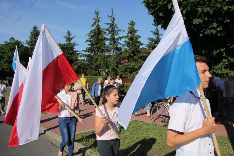 Powitanie ikony MB Częstochowskiej w parafii Chrystusa Dobrego Pasterza w Łowiczu