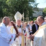 Powitanie ikony MB Częstochowskiej w parafii Chrystusa Dobrego Pasterza w Łowiczu