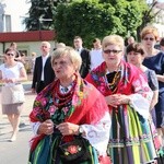 Powitanie ikony MB Częstochowskiej w parafii Chrystusa Dobrego Pasterza w Łowiczu