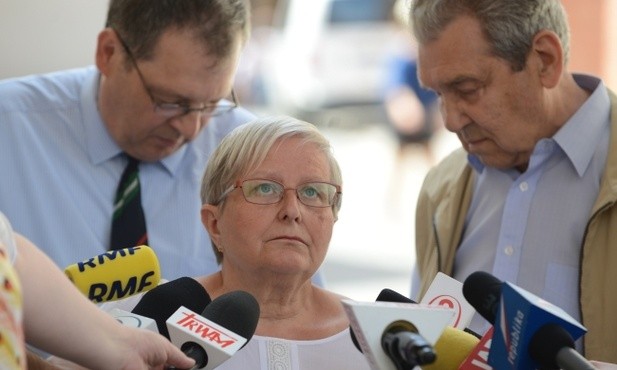 Rodziny smoleńskie: Nie przeszkadzajcie w trudnych chwilach
