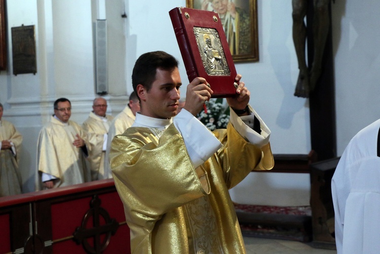 Pielgrzymka duchowieństwa do grobu św. Jadwigi