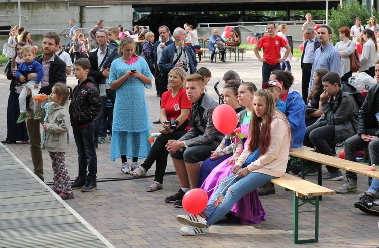 Piknik Caritas po Marszu dla Życia i Rodziny - 2017