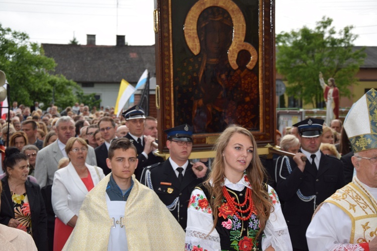 Powitanie ikony MB Częstochowskiej w Łyszkowicach